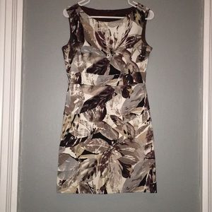 Laura petite patterned dress